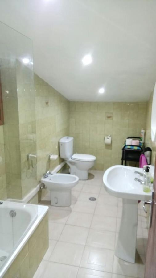 A Casa Do Lolo- Atico Apartment Trinans Exterior photo